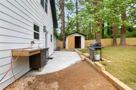 New construction Single-Family house 2263 Barge Rd, Atlanta, GA 30331 - image