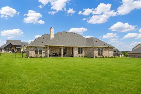 New construction Single-Family house 430 Solo Ridge Dr, Waxahachie, TX 75167 - image 4