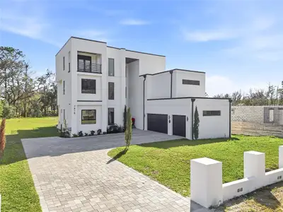 New construction Single-Family house 7818 N Hubert Ave, Tampa, FL 33614 - image