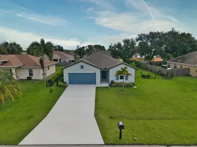 New construction Single-Family house 226 Sw Milburn Cir, Port St. Lucie, FL 34953 - image