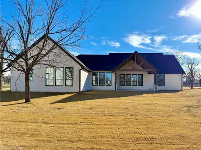 New construction Single-Family house 1642 Earhart Dr, Granbury, TX 76049 - image