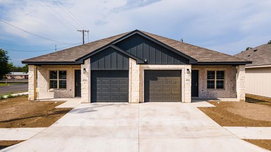 New construction Townhouse house 414 W Ave C Ave, Copperas Cove, TX 76522 - image