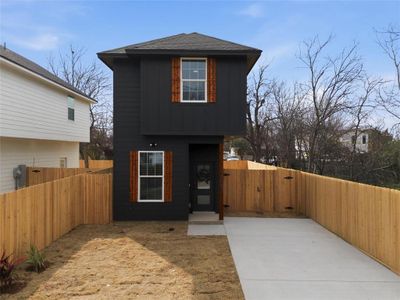 New construction Single-Family house 1925 S 20Th St, Waco, TX 76706 - image