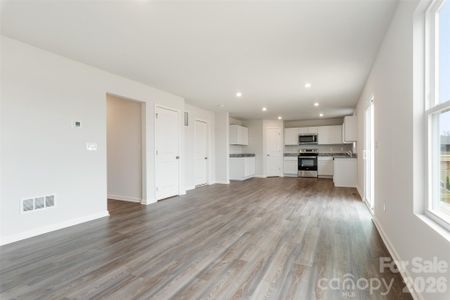 New construction Single-Family house 519 Tomlin Trl, Spartanburg, SC 29301 plan Essex - image 13