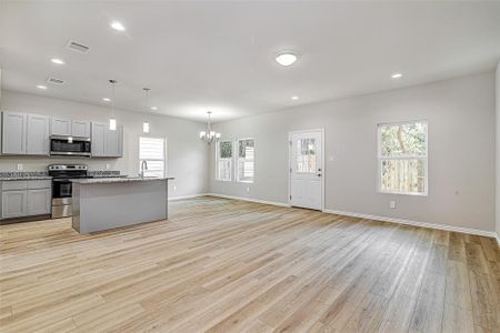 New construction Single-Family house 2515 Birdell Ct, Fort Worth, TX 76105 - image 17