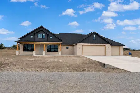 New construction Single-Family house 1050 Dove Hill Br, Weatherford, TX 76088 - image