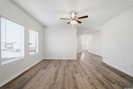 New construction Single-Family house 10714 Willow Dl, Converse, TX 78109 plan Pine - image 11