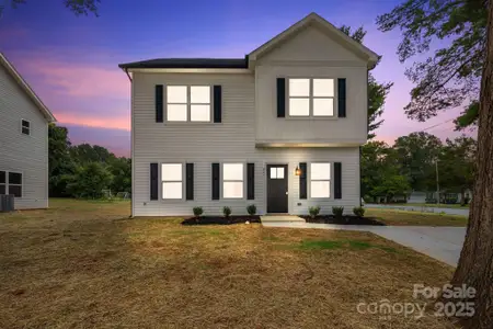 New construction Single-Family house 804 Wesley Dr, Unit 3, Statesville, NC 28677 - image