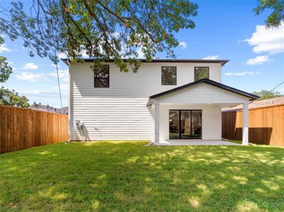 New construction Single-Family house 426 Martinique Ave, Dallas, TX 75223 null- photo 0