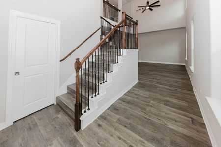 New construction Single-Family house 122 W Kikipua Ln, Bastrop, TX 78602 null- photo 11 11