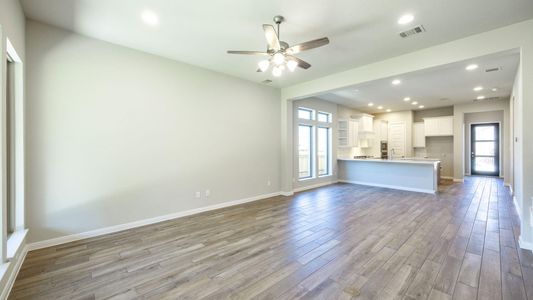 New construction Single-Family house 733 Tradewinds Way, Georgetown, TX 78628 Design 2444W- photo 13 13