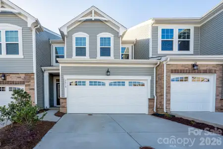 New construction Townhouse house 2418 Heathcliff Trl, Fort Mill, SC 29707 - image