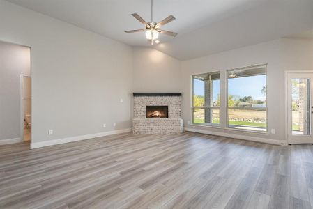 New construction Single-Family house 260 Crystal Lake Ln, Red Oak, TX 75154 null- photo 15 15