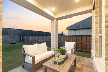 New construction Single-Family house 11713 Canopy Trl, Justin, TX 76247 plan McLaren - image
