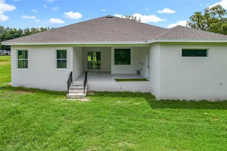 New construction Single-Family house 2105 Dorman Rock Pl, Plant City, FL 33565 - image