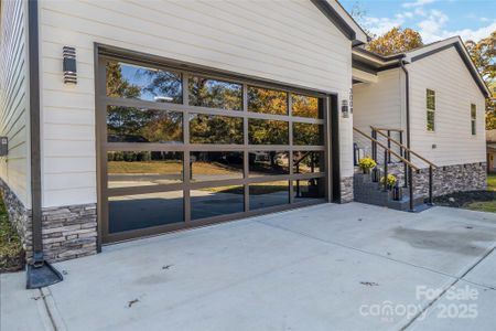 New construction Single-Family house 3008 Cricketeer Dr, Charlotte, NC 28216 - image