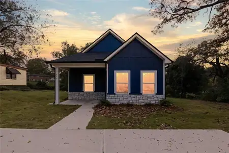 New construction Single-Family house 654 King St, Carrollton, GA 30117 - image