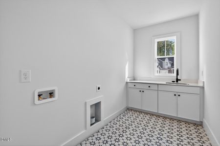 New construction Single-Family house 2710 Pathway Dr, Chapel Hill, NC 27516 - image 14