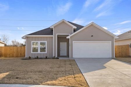 New construction Single-Family house 1603 Buchanan Dr, Greenville, TX 75401 null- photo 0