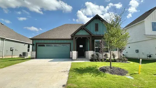 New construction Single-Family house 10873 Black Onyx Dr, Fort Worth, TX 76036 plan LARK - image