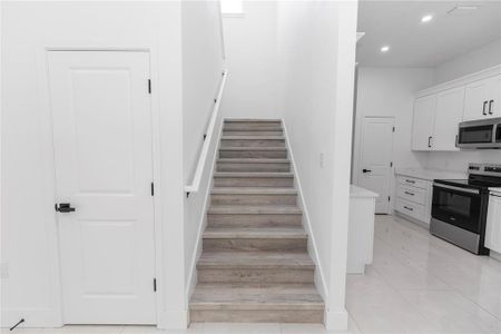 New construction Single-Family house 21 N Hampton Ave, Unit Lot 2, Orlando, FL 32803 null- photo 39 39