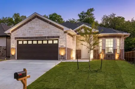New construction Single-Family house 413 Henderson St, Bonham, TX 75418 - image