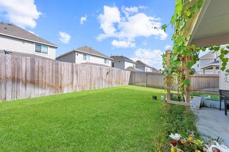 New construction Single-Family house 22126 Regal Heights Ln, Houston, TX 77073 null- photo 32 32