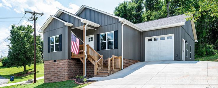 New construction Single-Family house 29 Central Ave, Granite Falls, NC 28630 - image