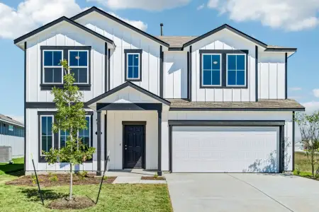 New construction Single-Family house 110 Desperado St, Kyle, TX 78640 plan 2247 Casetta - image