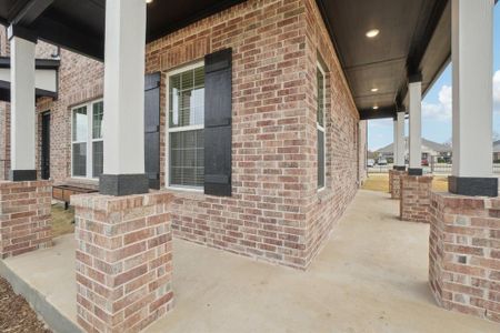 View of patio / terrace featuring covered porch