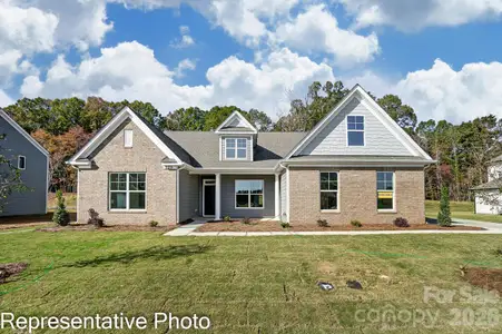 New construction Single-Family house 1336 Knob Creek Dr, Gastonia, NC 28054 - image