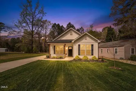 New construction Single-Family house 506 Dogwood Rd, Holly Springs, NC 27540 - image