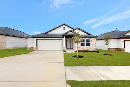 New construction Single-Family house 19917 Hirono Dr, Manor, TX 78653 plan Esperanza - Smart Series - image