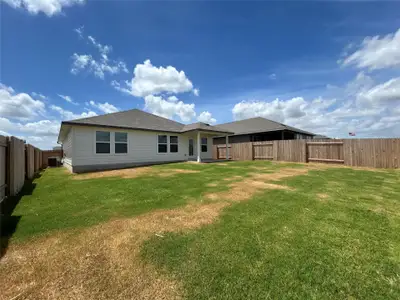 New construction Single-Family house 273 Boatright Blvd, Jarrell, TX 76537 plan The Ross (410) - image
