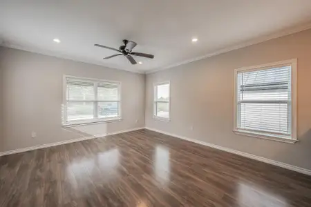 New construction Single-Family house 405 N Dallas St, Rice, TX 75155 - image 14