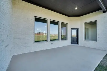 New construction Single-Family house 108 Lila Lake Dr, Waxahachie, TX 75165 plan Brimstone VI - image 4