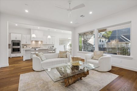 New construction Single-Family house 4951 Glenmeadow Dr, Houston, TX 77096 - image 16