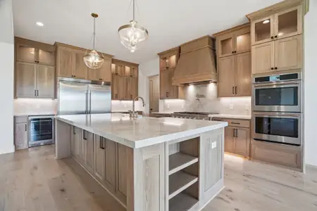 New construction Single-Family house 5009-B Frost Crk, Aledo, TX 76008 plan The Beaumont - image 7