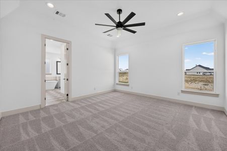 New construction Single-Family house 9204 Wood Duck Dr, Justin, TX 76247 plan The Laredo - image 14