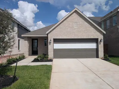 New construction Single-Family house 27439 Sunterra Village Dr, Katy, TX 77493 plan Linfield - image