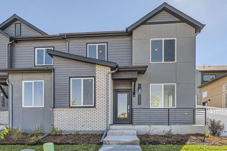 New construction Townhouse house 1242 South Algonquian Street, Aurora, CO 80018 - photo 0