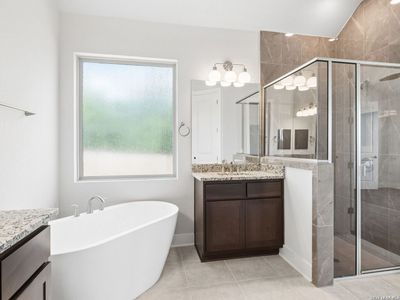 New construction Single-Family house 104 Allin Oaks, Universal City, TX 78148 plan Parlin - image 8