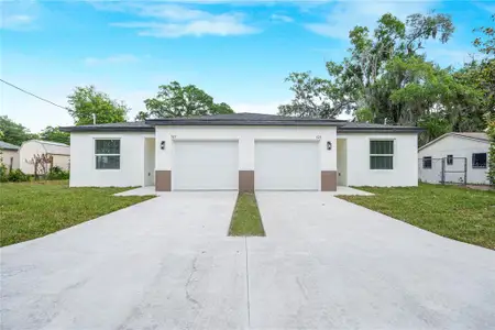 New construction Duplex house 525-526 Pine Ln, Eustis, FL 32726 - image