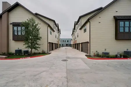 New construction Townhouse house 2209 Woodland Ave, Unit 602, Austin, TX 78741 - image