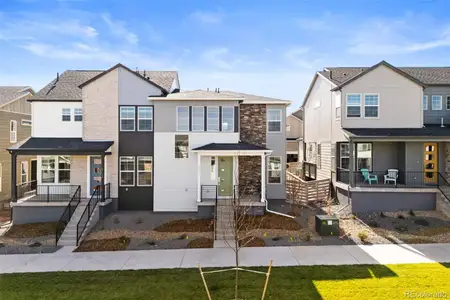 New construction Duplex house 8731 Whiteclover Trl, Littleton, CO 80125 - image