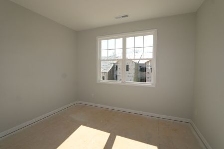 New construction Townhouse house 3197 Mission Olive Pl, New Hill, NC 27562 Hazelnut - Townhome Series- photo 58 58