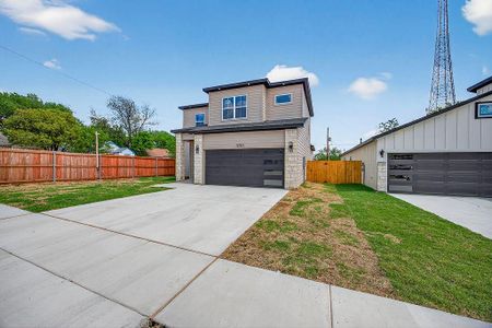 New construction Single-Family house 2701 S Jones St, Fort Worth, TX 76104 - image