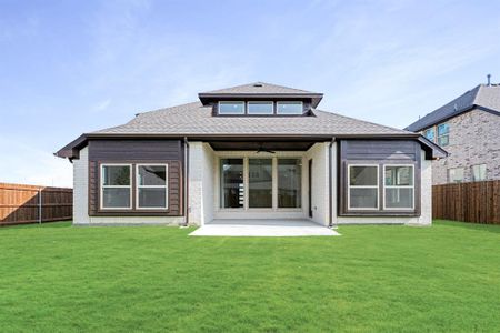 New construction Single-Family house 808 Blue Fescue Dr, Fort Worth, TX 76247 plan Rose II - image