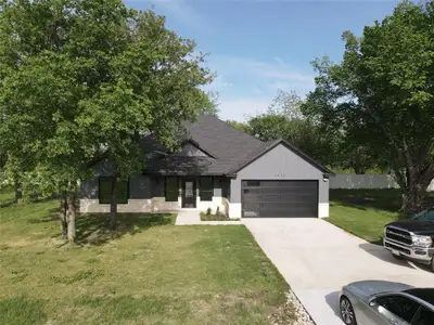 New construction Single-Family house 1911 Us-Hwy 69 Rd, Greenville, TX 75401 - image