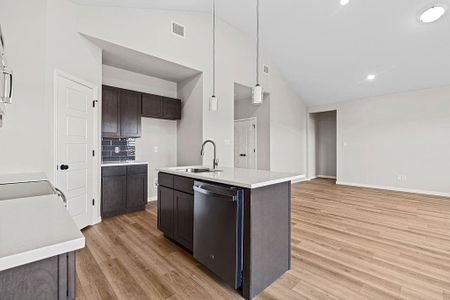 New construction Single-Family house 208 Lead Creek Dr, Fort Worth, TX 76131 plan The Mccall - image 10